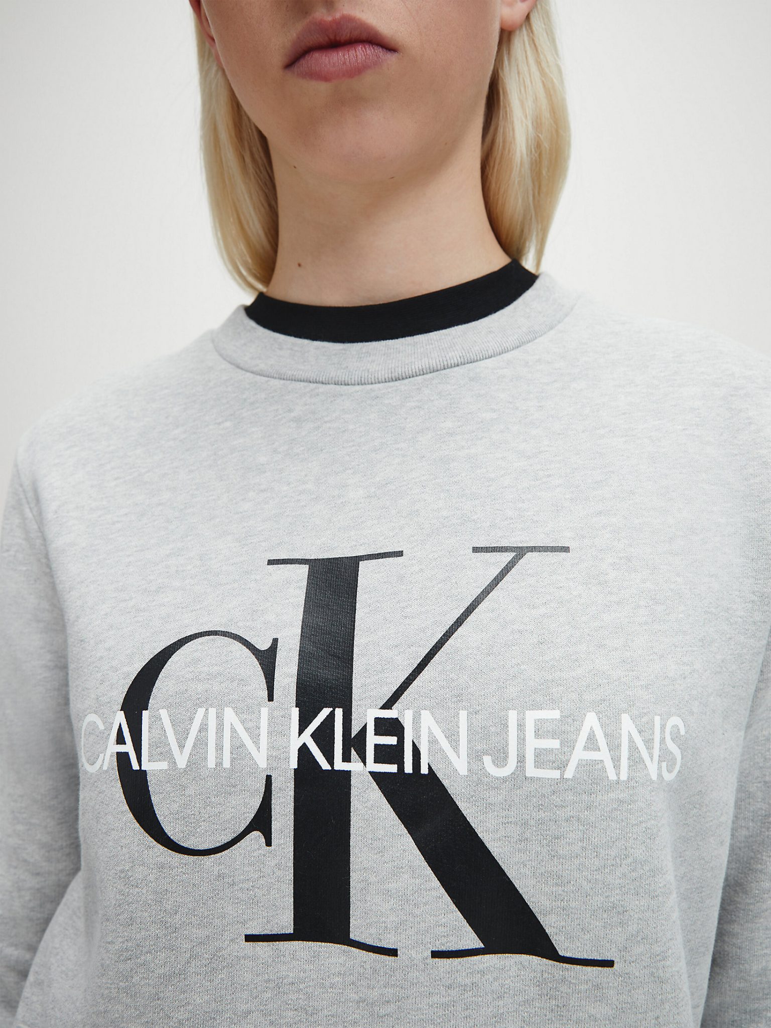 Buy Calvin Klein Monogram Logo Fashion Light Scandinavian Sweatshirt Store - Heather Grey