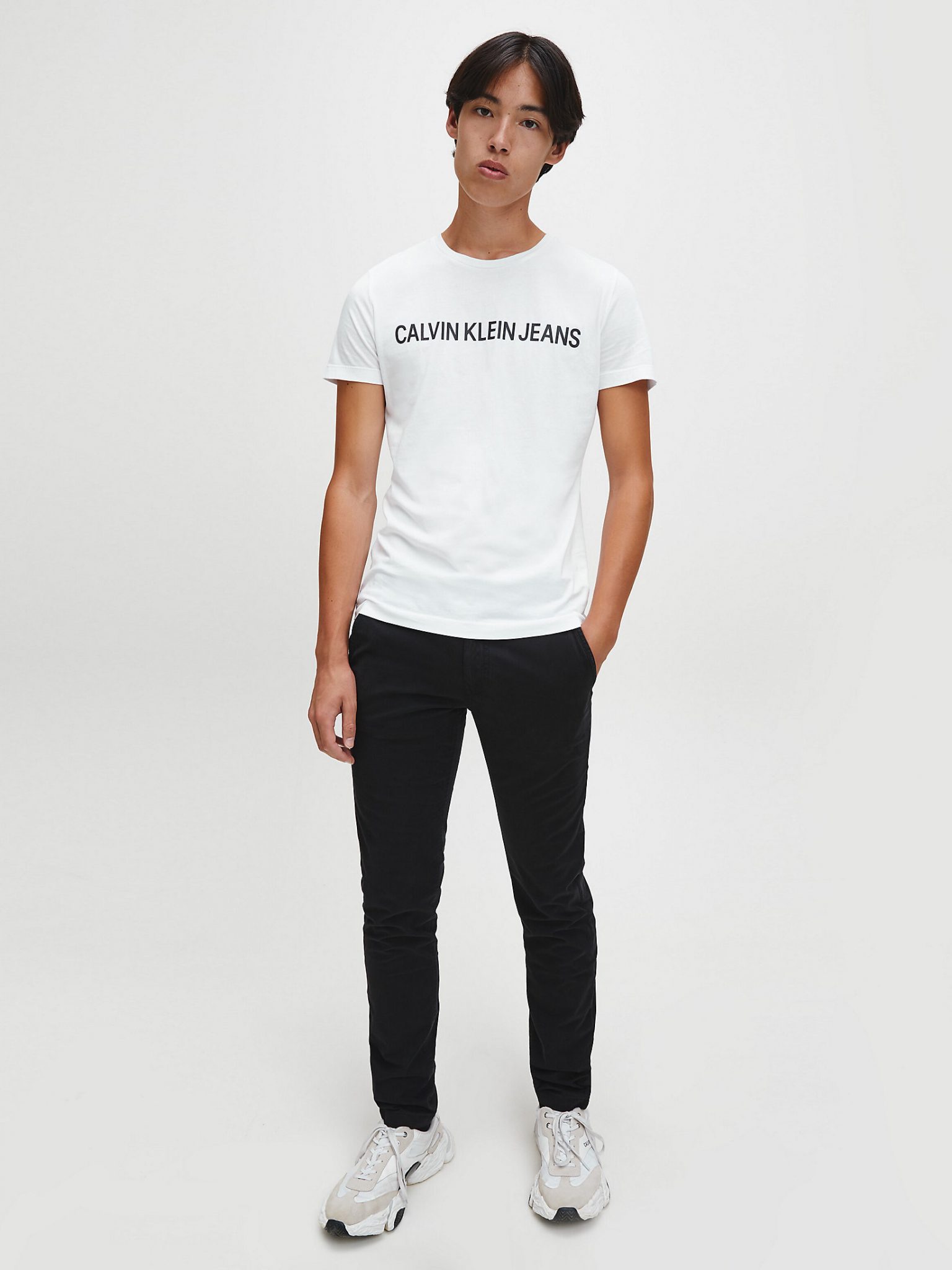 Buy Calvin Klein Institutional logo T-shirt White Scandinavian Fashion Store Bright 