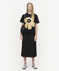 Buy Marimekko Kapina Unikko T-shirt Black - Scandinavian Fashion Store