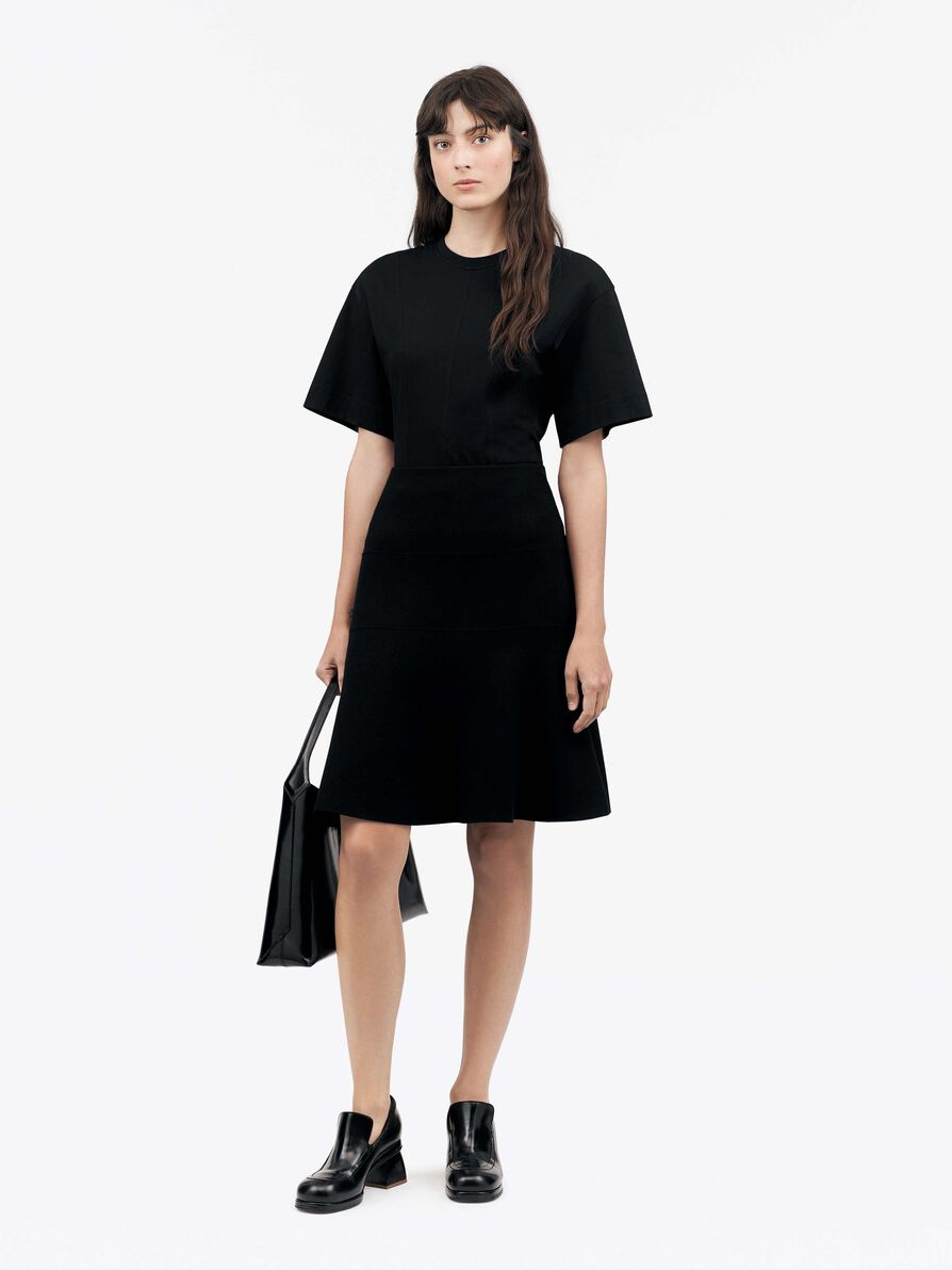 Buy Tiger of Sweden Edwige Skirt Black - Scandinavian Fashion Store